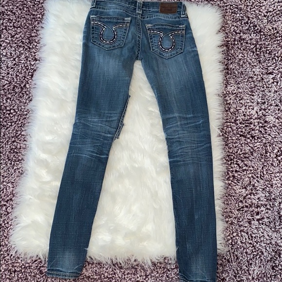 True Religion Ripped Jeans - Picture 3 of 4